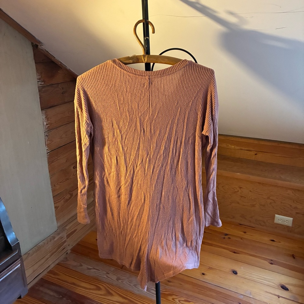 Aerie Ribbed Pink Henley Romper, XS/S/M, EUC - Picture 2 of 12